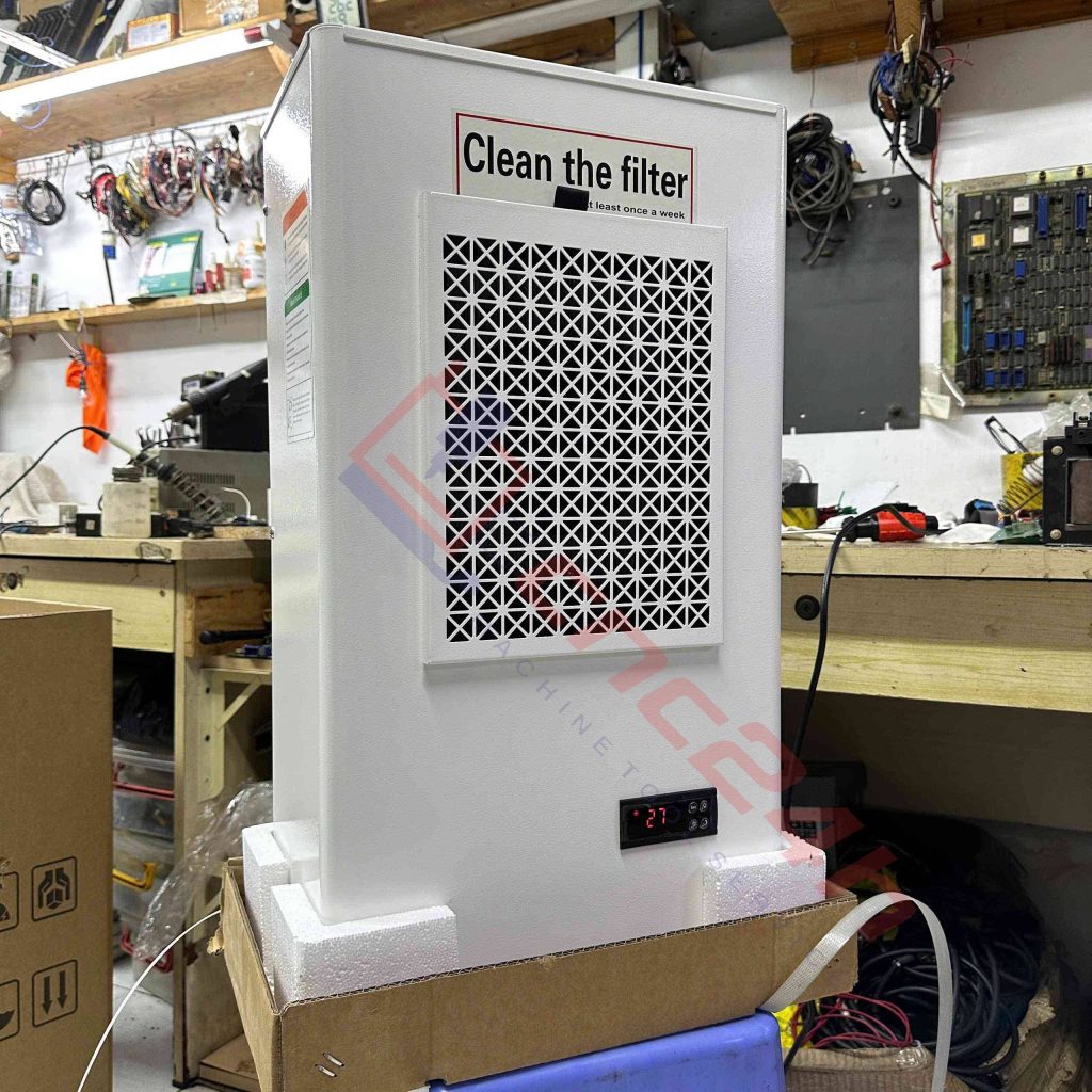 máy lạnh làm mát tủ điện EA800