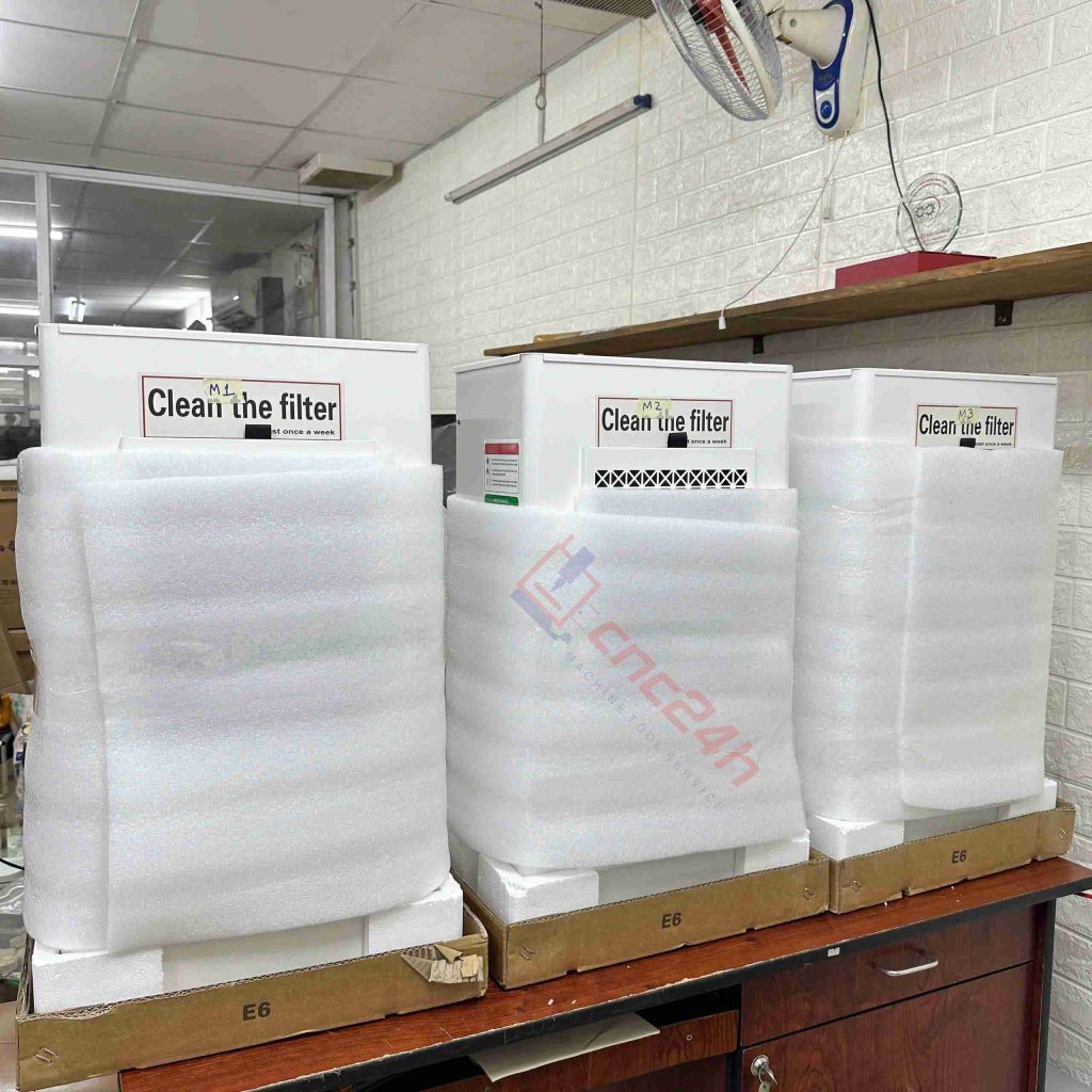 dòng máy lạnh tủ điện