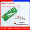 Teflon và keo dán băng máy CNC thương hiệu Shanghai Angcheng là vật liệu chuyên dụng được sử dụng rộng rãi trong ngành cơ khí, giúp giảm ma sát, chống mài mòn và bảo vệ băng trượt của máy CNC. Sản phẩm được nhiều xưởng gia công tin dùng nhờ độ bền vượt trội, khả năng chịu nhiệt tốt và giúp máy vận hành ổn định, chính xác lâu dài.